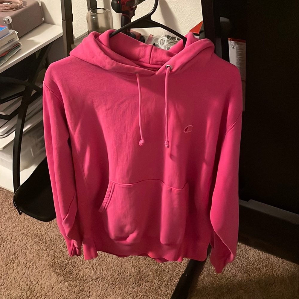 Pink women’s champion hoody medium